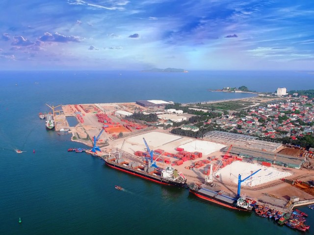 Cảng nước sâu Cửa Lò ở đâu quy mô và tiềm năng Logistics 2 cang cua lo 1736063035 Finlogistics https://www.finlogistics.vn