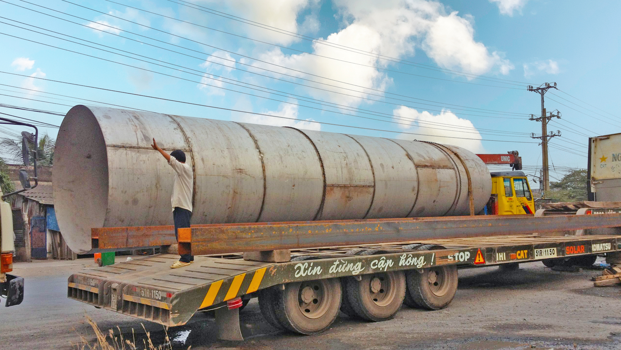 Vận chuyển hàng siêu trường siêu trọng và những điều vần lưu ý 3 Chuyen hang sieu truong sieu trong 1 Finlogistics https://www.finlogistics.vn