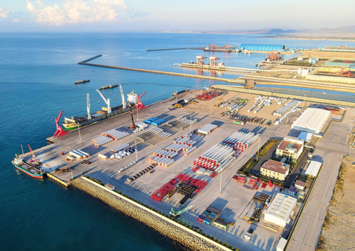 Tổng quan về cảng Cam Ranh và sức mạnh Logicstics 3 p5 2 1708675576 112 width1226height869 Finlogistics https://www.finlogistics.vn