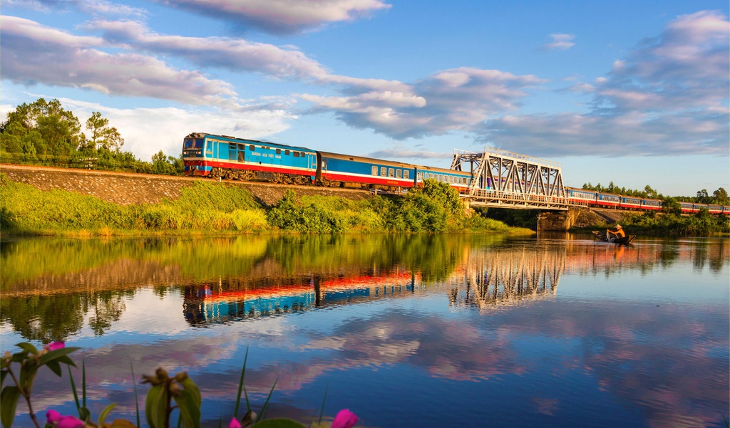 uu diem van tai duong sat Finlogistics https://www.finlogistics.vn