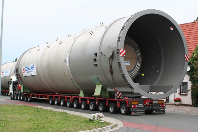 Vận chuyển hàng siêu trường siêu trọng và những điều vần lưu ý 2 van chuyen sieu truong sieu trong1 172226271889886571849 Finlogistics https://www.finlogistics.vn