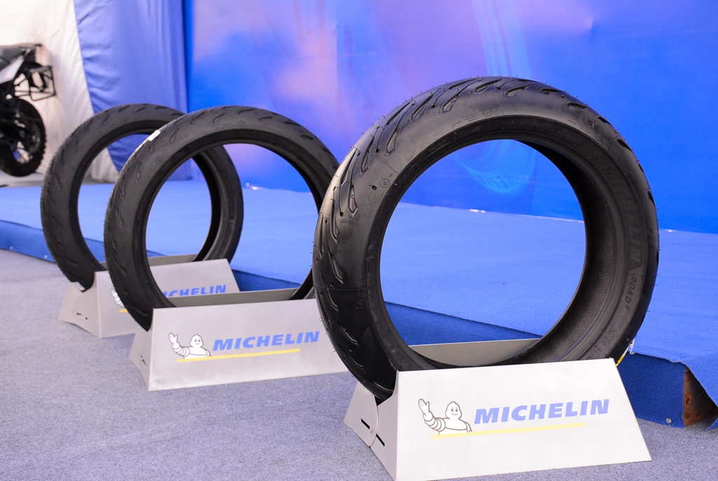 lop michelin road 5thanhnien 2oecc 1692610074686 16926100748692073287567 Finlogistics https://www.finlogistics.vn