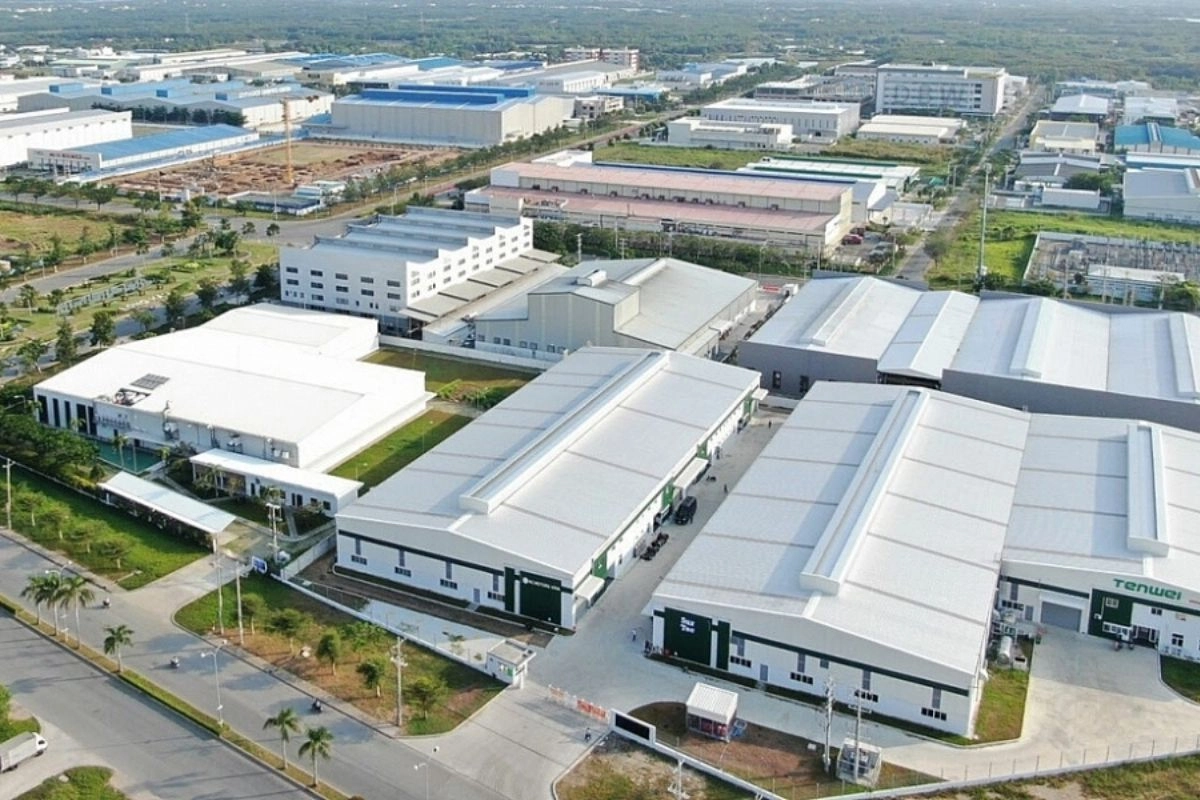 Doanh nghiep che xuat la gi 2702081643 Finlogistics https://www.finlogistics.vn
