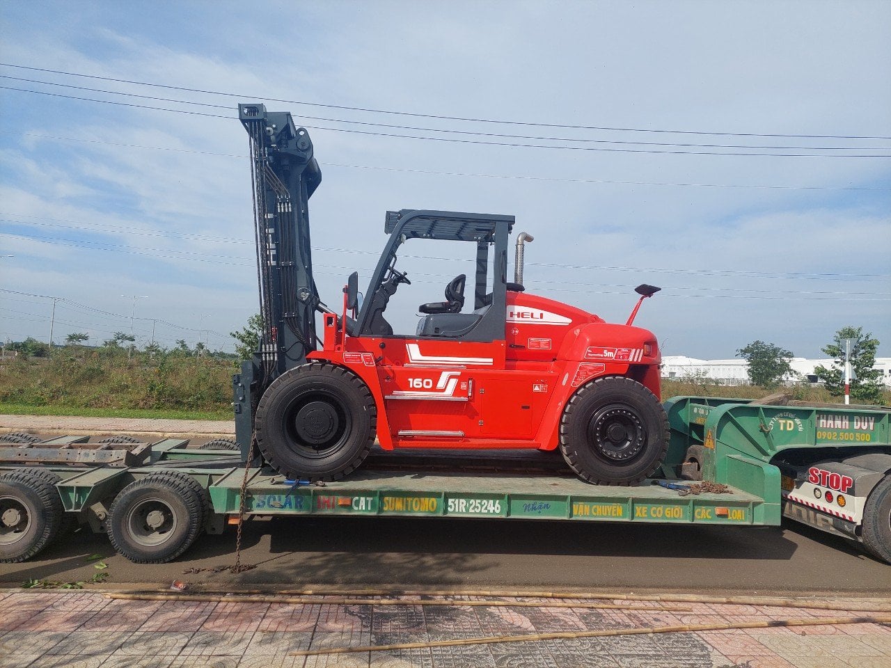 Quy trinh nhap khau xe nang trong 4 buoc Finlogistics https://www.finlogistics.vn