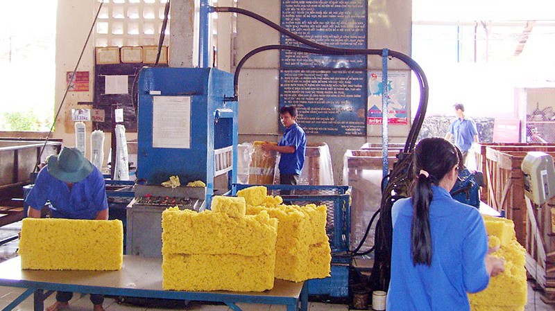 Quy trình nhập khẩu cao su mới nhất cho doanh nghiệp 1 nganh cao su nam 2017 xuat khau nhieu nhap khau cung cao 1514539473185 26 0 475 800 crop 1514539483775 Finlogistics https://www.finlogistics.vn