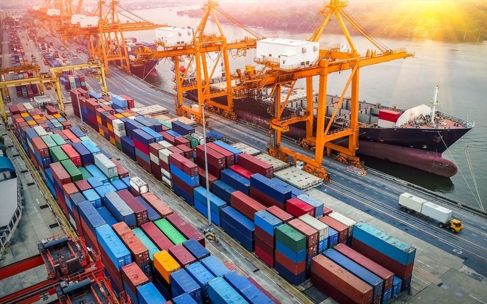 xuat nhap khau 17742498345382068609847 Finlogistics https://www.finlogistics.vn