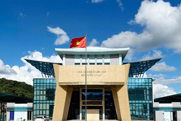 22e69bc2fb5ec02019813a13ea99e71b Finlogistics https://www.finlogistics.vn