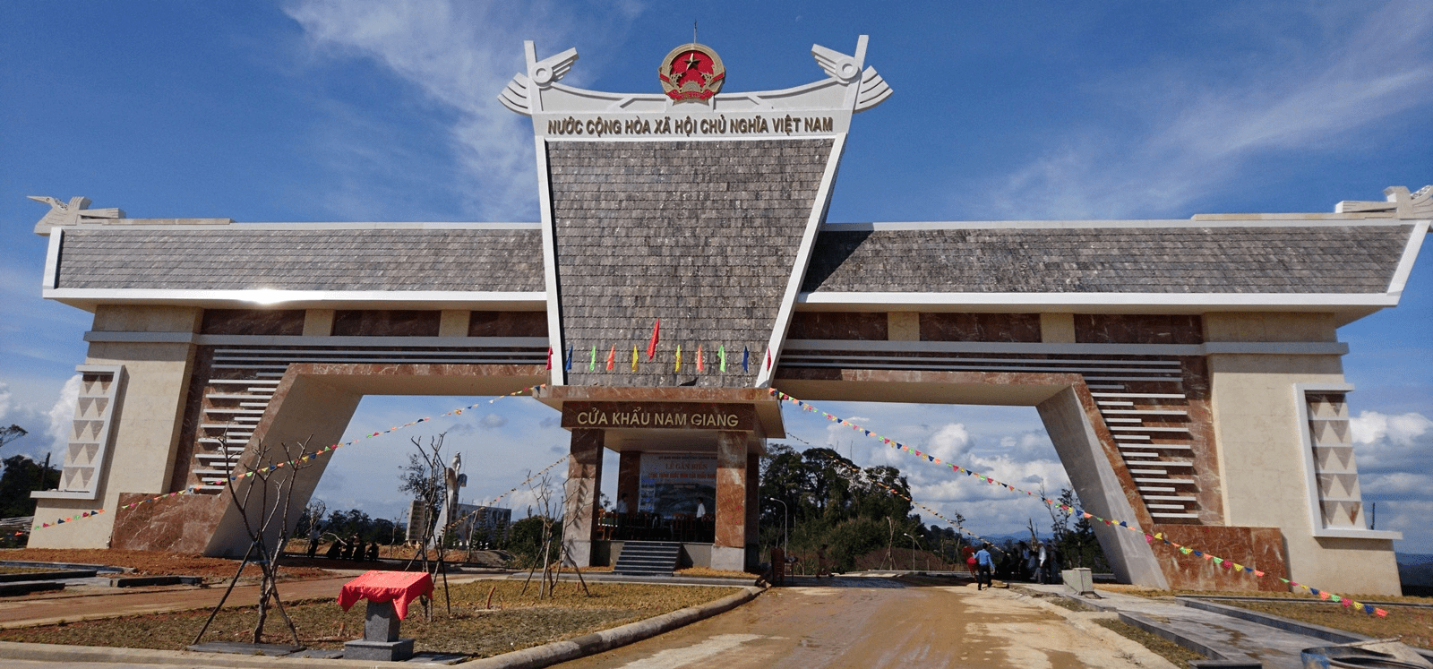 cua khau nam giang vanchuyenvietlao Finlogistics https://www.finlogistics.vn